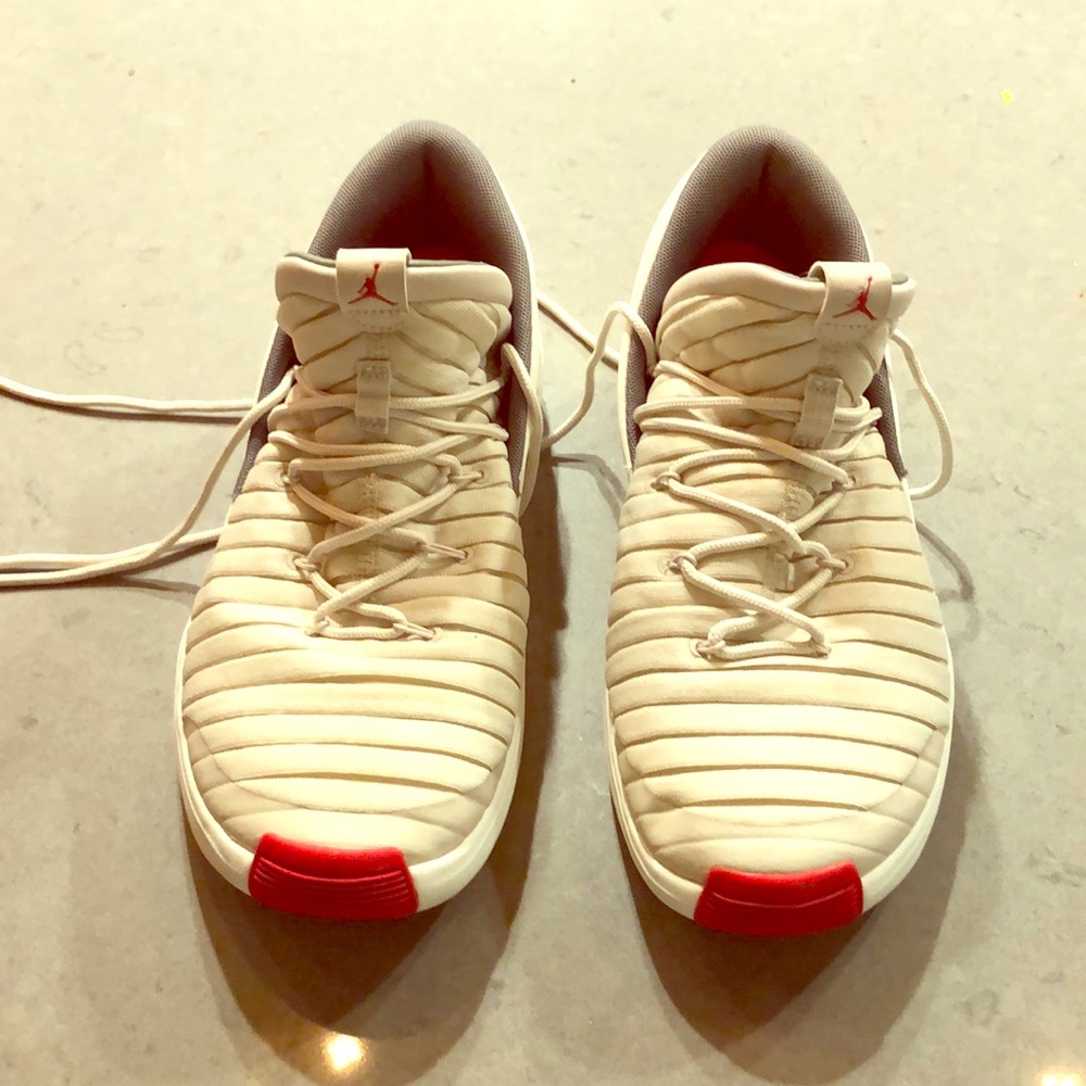 Jordan Trainers size 9